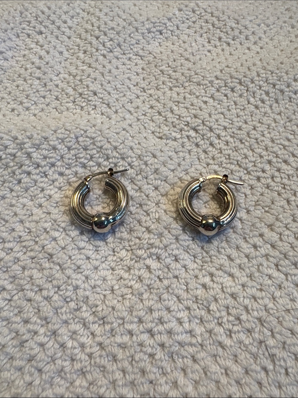 Vintage 925 Italy Silver Ridged Beach Ball Hoop Earrings
